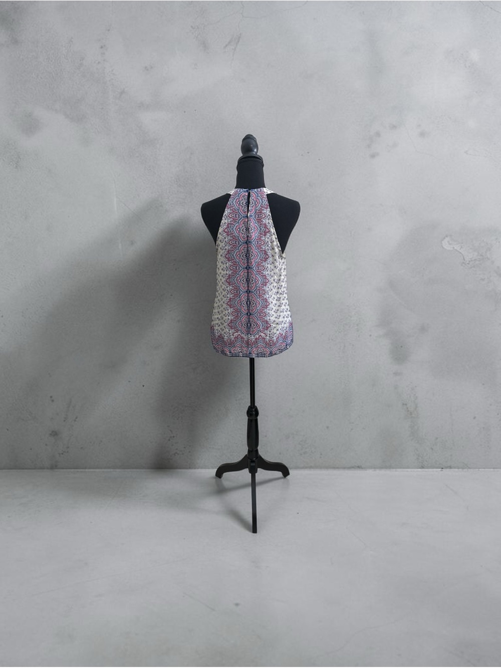 Artisan Ny White & Purple Patterned Halter Neck Top - Picture 2 of 4